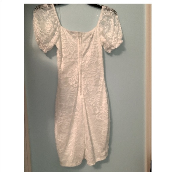 NWT Windsor White Lace Bodycon Mini Dress - Picture 3 of 6